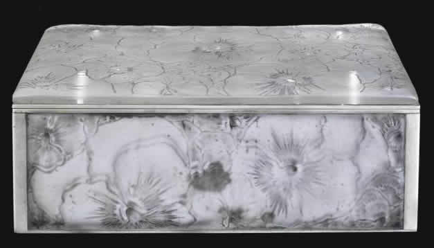R. Lalique Anemones Box