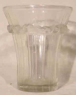 R. Lalique Boulouris Vase