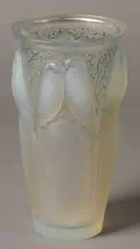 R. Lalique Ceylon Opalescent Vase