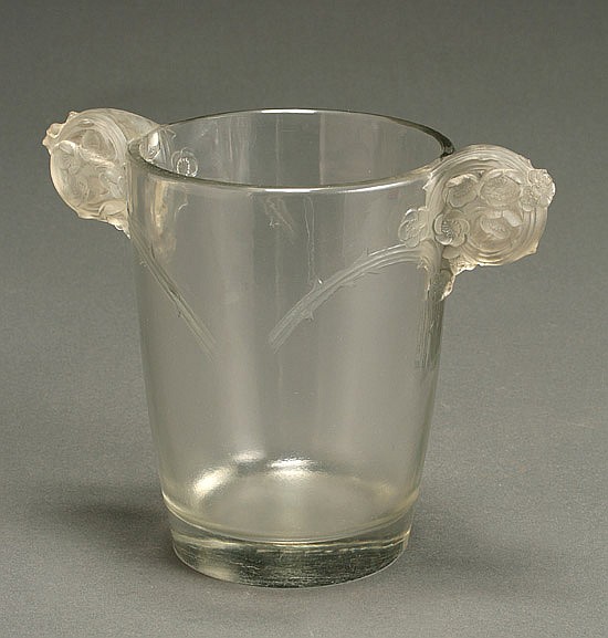 R. Lalique Chamarande Vase