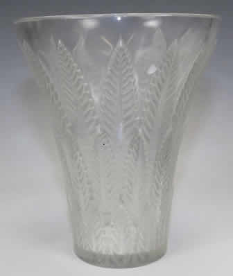Rene Lalique Chataignier Vase
