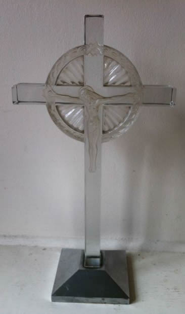 R. Lalique Crucifix-2 Statue