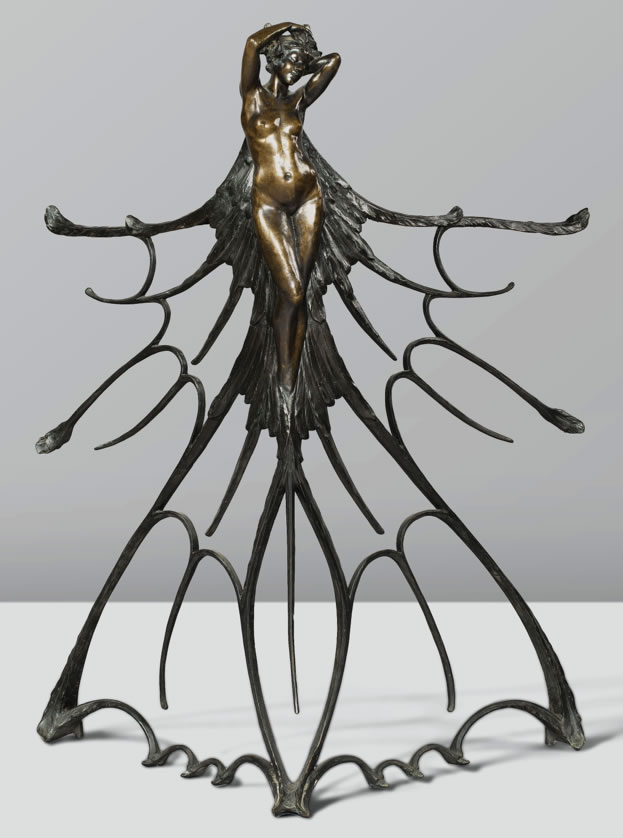 R. Lalique Femme Ailee Balustrade