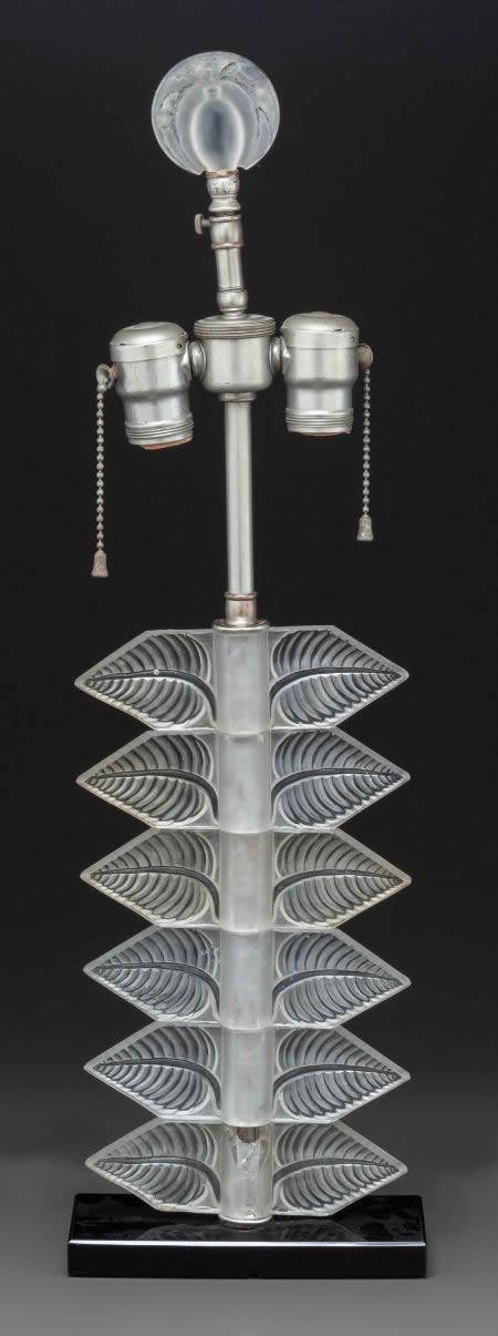 R. Lalique Feuilles Lamp