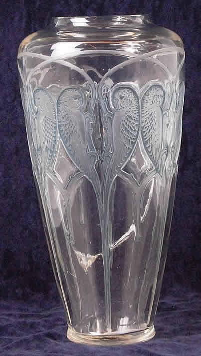 R. Lalique Inseparables Vase
