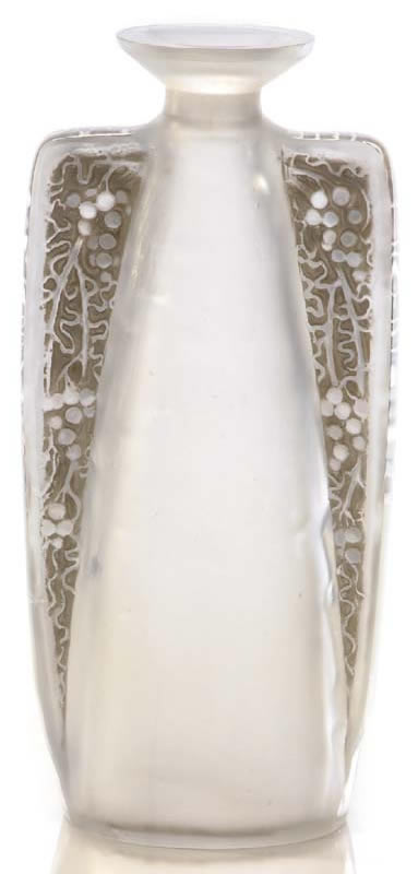 R. Lalique Oreilles Gravees Decanter