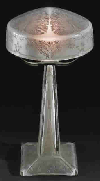 R. Lalique Paons Lamp