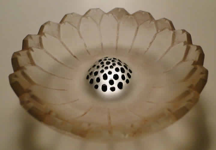 R. Lalique Paquerette Ring Dish