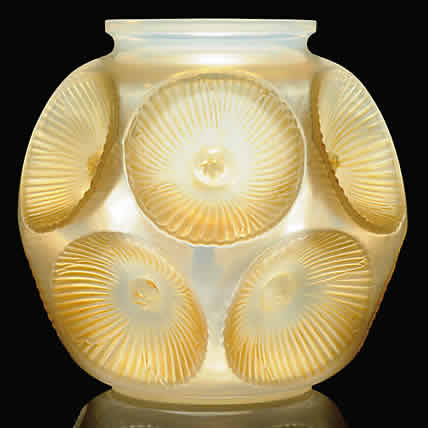 R. Lalique Picardie Vase
