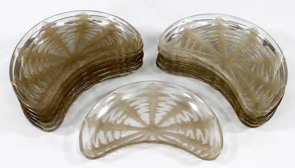 R. Lalique Pissenlit-1 Salad Plate