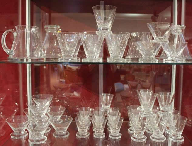 R. Lalique Quincy Tableware