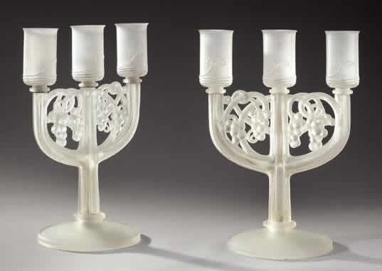 R. Lalique Trois Branches Raisins Candleholder