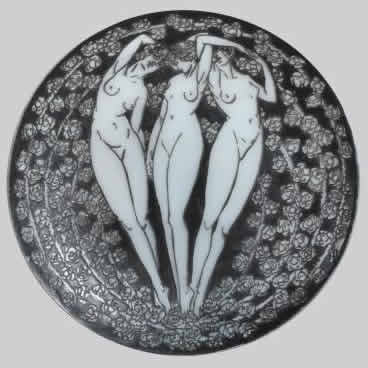 R. Lalique Trois Figurines Plate