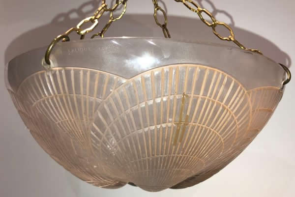 R. Lalique Coquilles Light Shade