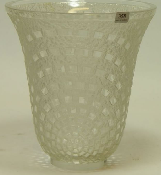 R. Lalique Damiers Vase