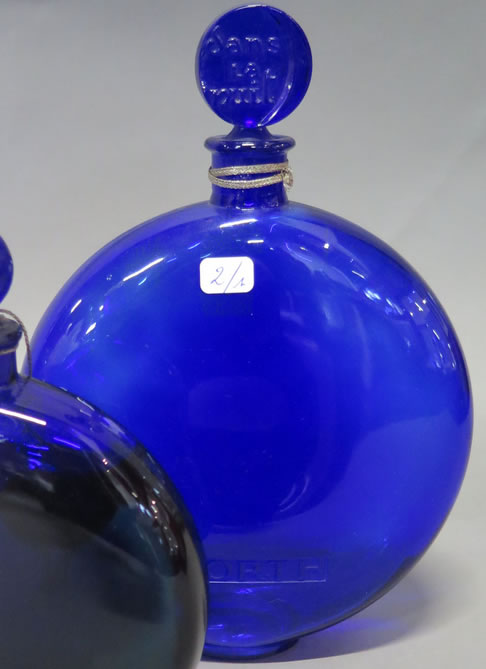 R. Lalique Dans La Nuit-4 Perfume Bottle