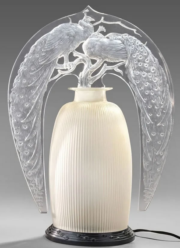 R. Lalique Deux Paons Veilleuse