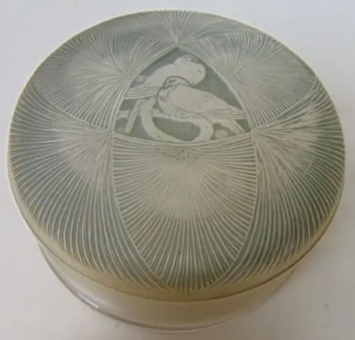 R. Lalique Genevieve Box