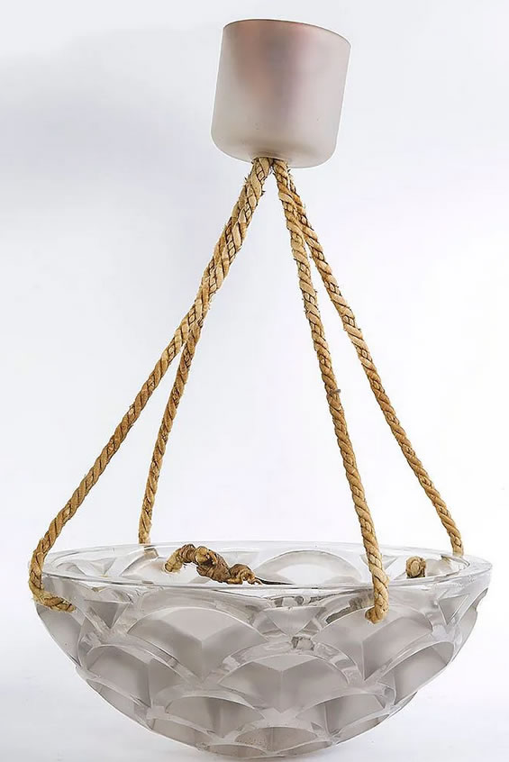 R. Lalique Rinceaux Chandelier