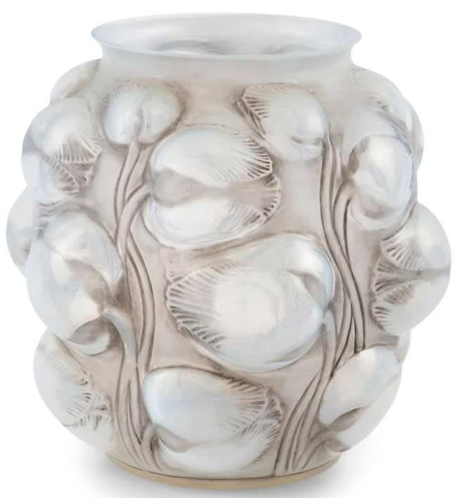R. Lalique Tulipes Vase