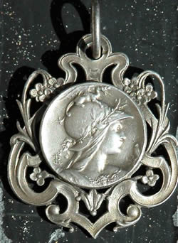 Fake Rene Lalique Medallion Pendant Of A Helmeted Female Figure In Profile