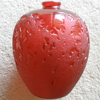 R Lalique Vase Acanthes
