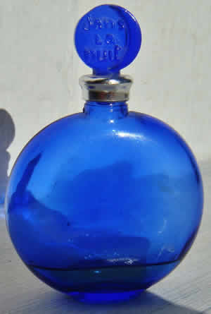 Dans La Nuit Perfume Bottle For Worth With R.Lalique CREATION Signature That Is Modern Post-War