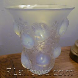 R Lalique Saint Francois Opalescent Vase