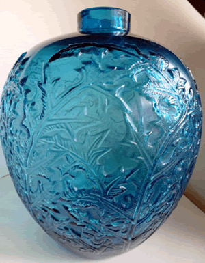 Acanthes Rene Lalique Vase Close-Call