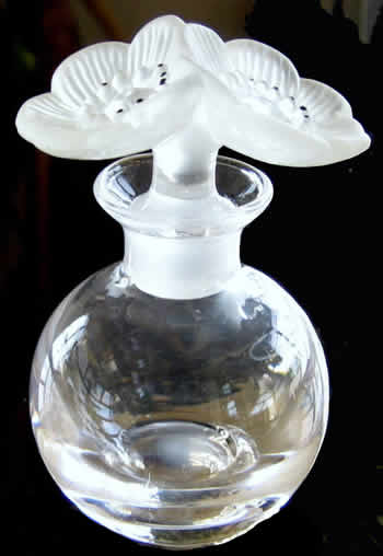 Vase Duex Anemones Perfume Bottle Copy