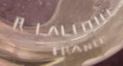 Rene Lalique Signature on a Coq-Et-Plumes Vase