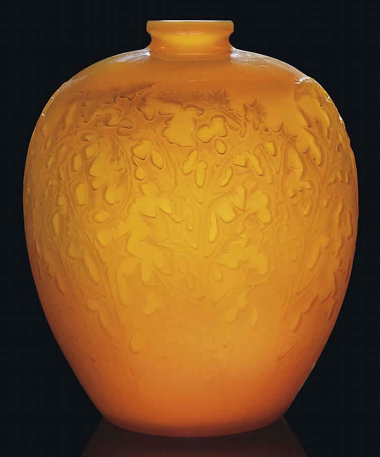 Rene Lalique Vase Acanthes