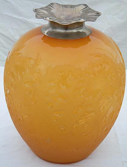 Rene Lalique Vase Acanthes