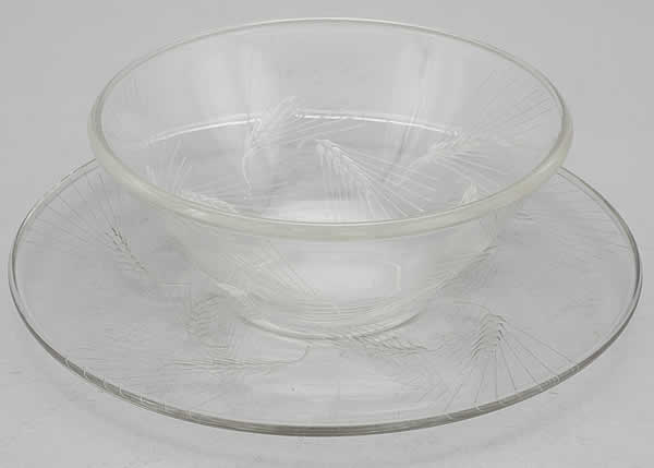 R. Lalique Arras Tableware