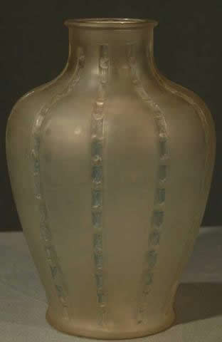 R. Lalique Bandes De Roses Vase
