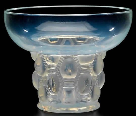 R. Lalique Beautreillis Vase