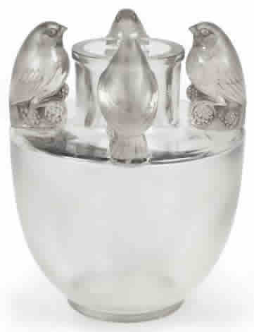 R. Lalique Bellecour Vase