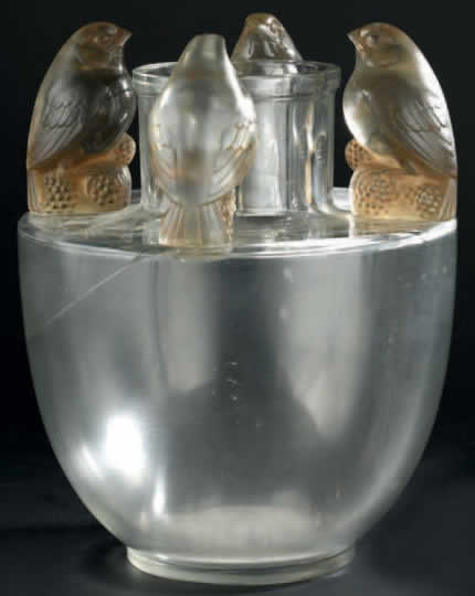 R. Lalique Bellecour Vase