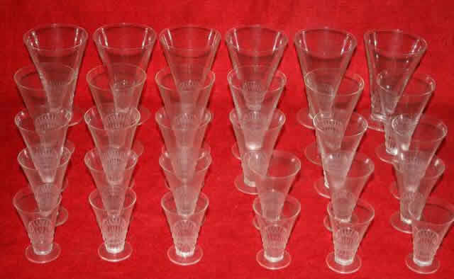 R. Lalique Bourgueil Glass