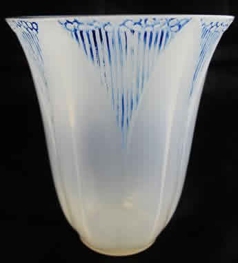 R. Lalique Campanule Opalescent Vase