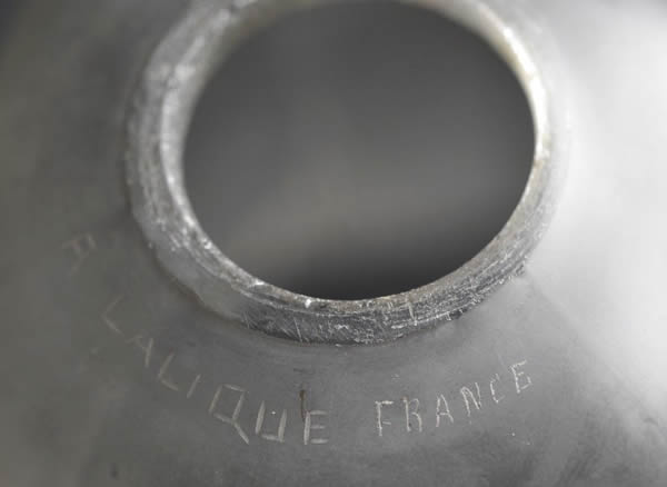 R. Lalique Campanule Shade