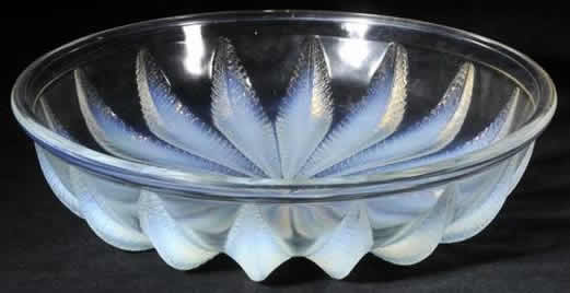 R. Lalique Chataignier Bowl