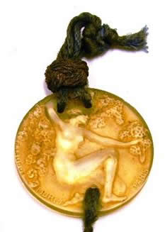 Rene Lalique Pendant Chose Promise