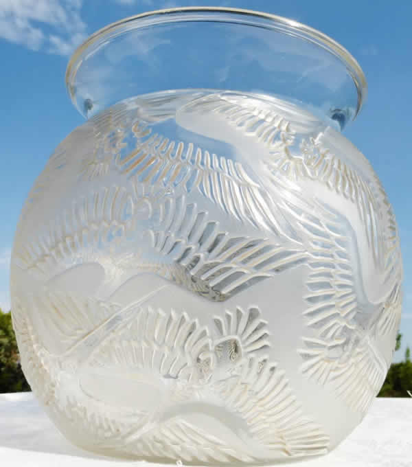 R. Lalique Cigognes Vase