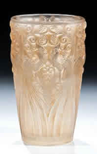 R. Lalique Coqs Et Raisins Vase