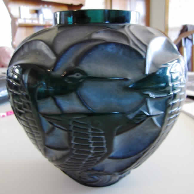 Rene Lalique Vase Courlis