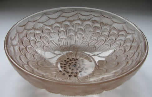 R. Lalique Dahlia Bowl