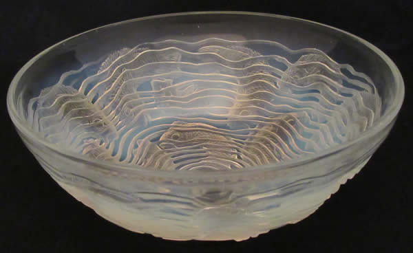 R. Lalique Dauphins Bowl