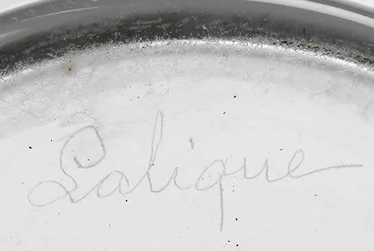 R. Lalique Deux Anneaux Scarabees Vase