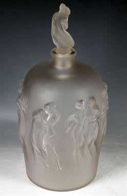 R. Lalique Douze Figurines Avec Bouchon Figurine Vase